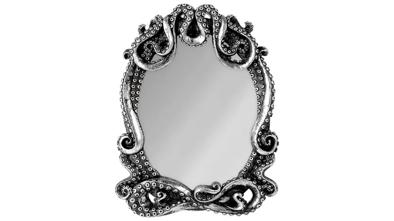 Una imagen de Alchemy Gothic Kraken Mirror.